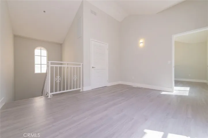 5719 Camellia 102, North Hollywood, California 91601