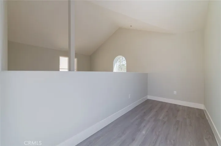 5719 Camellia 102, North Hollywood, California 91601