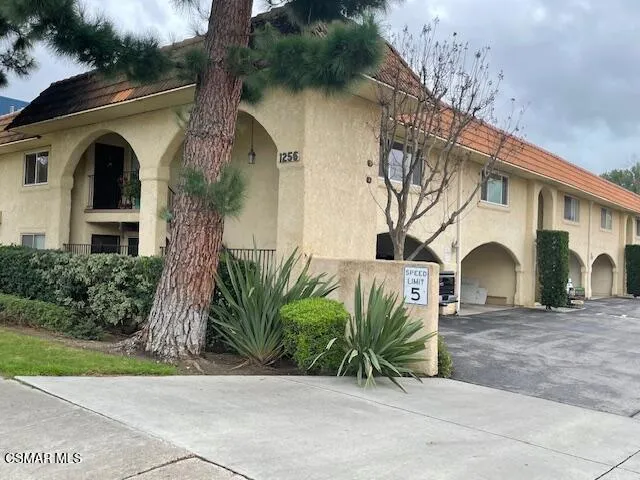 1256 Patricia Avenue 10, Simi Valley, California 93065 home-pic-1