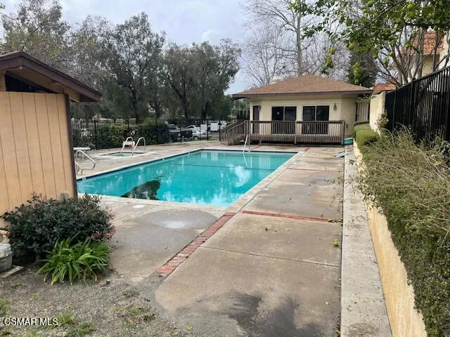 1256 Patricia Avenue 10, Simi Valley, California 93065 home-pic-23
