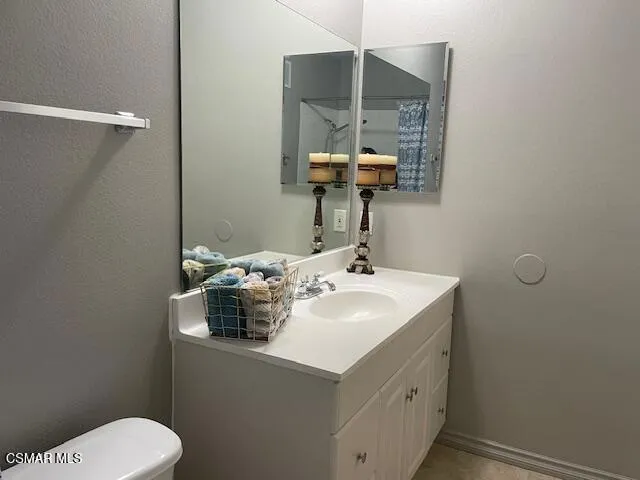 1256 Patricia Avenue 10, Simi Valley, California 93065 home-pic-18