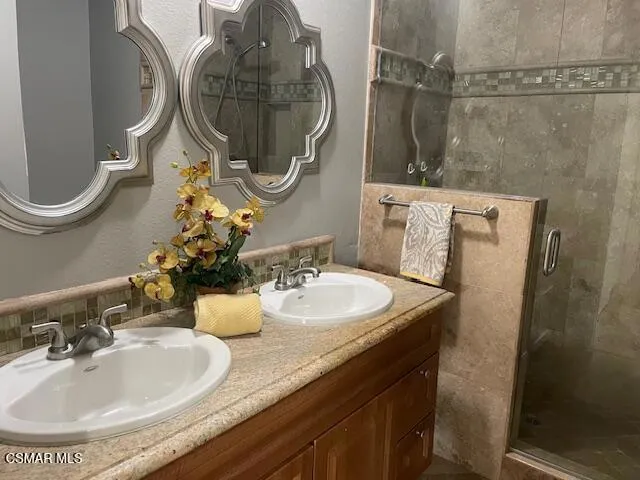 1256 Patricia Avenue 10, Simi Valley, California 93065 home-pic-11