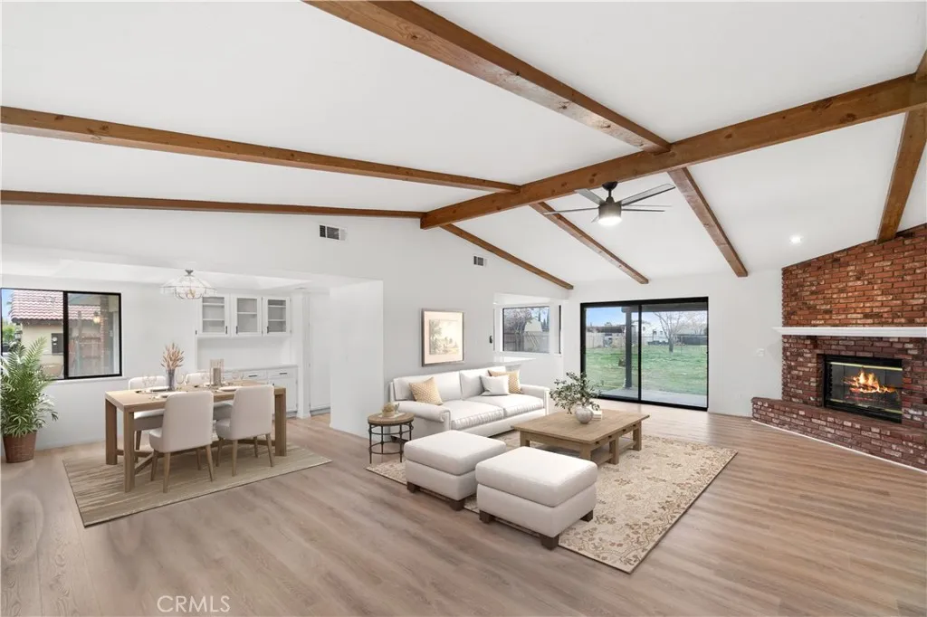 9239 Hickory Avenue, Hesperia, California 92345 home-pic-2