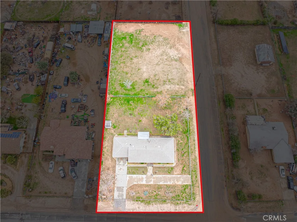 9239 Hickory Avenue, Hesperia, California 92345 home-pic-38