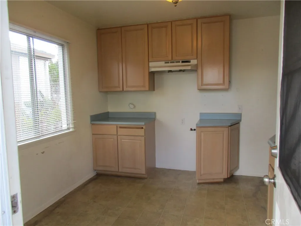 4135 W 164th, Lawndale, California 90260 home-pic-8