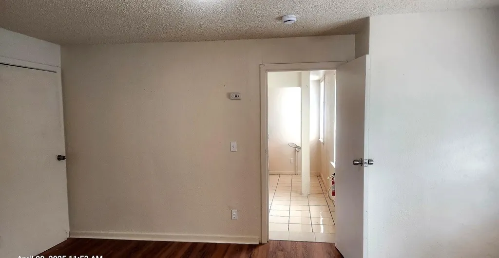 874 Isabella St, Oakland, California 94607 home-pic-8