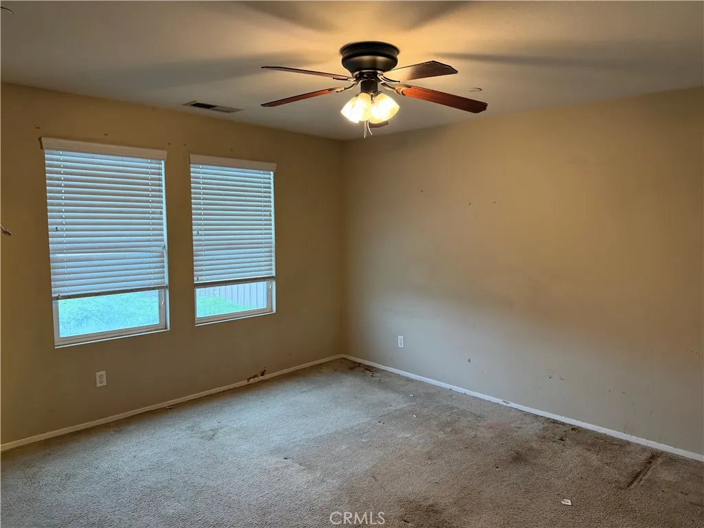 921 Yukon, San Jacinto, California 92582 home-pic-9