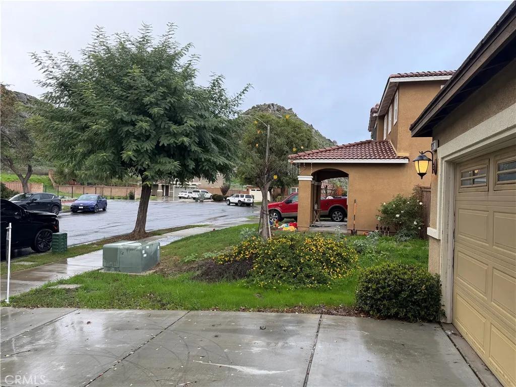921 Yukon, San Jacinto, California 92582 home-pic-4