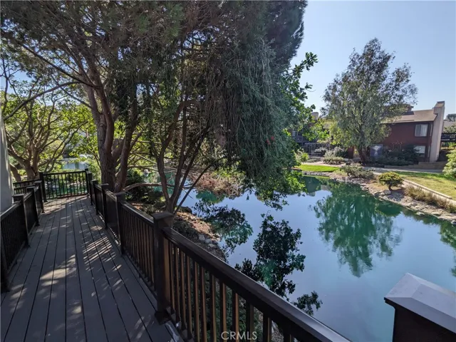 Community space; Manmade lake & walking path