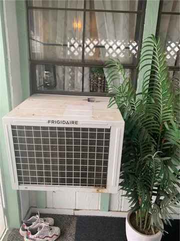 A/C Window Unit