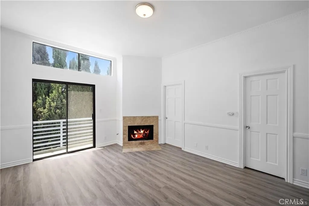 11954 Mayfield Avenue 3, Los Angeles, California 90049 home-pic-16