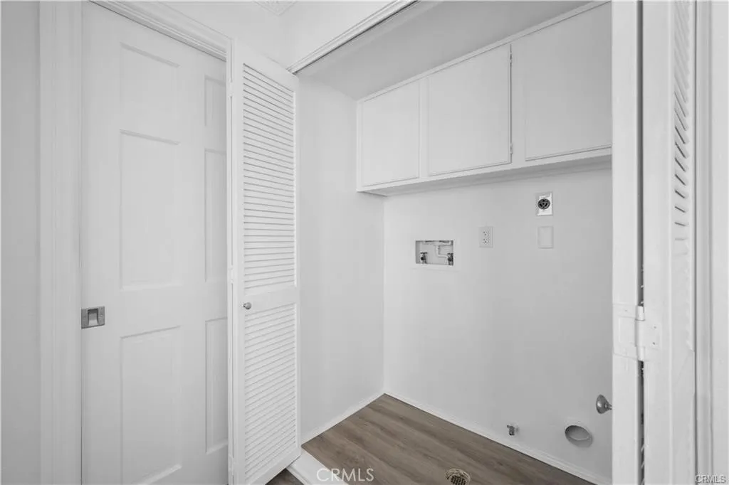 11954 Mayfield Avenue 3, Los Angeles, California 90049 home-pic-13