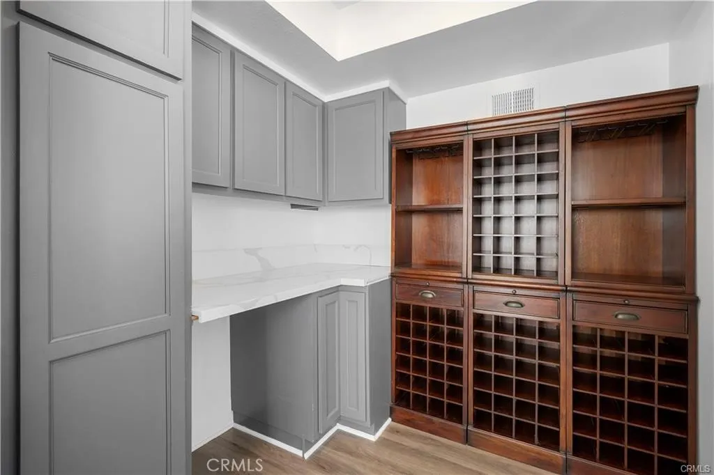 11954 Mayfield Avenue 3, Los Angeles, California 90049 home-pic-7