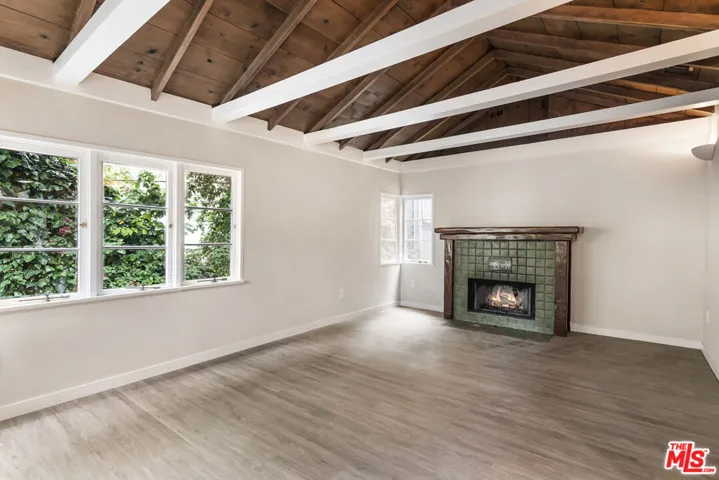 2nd Floor Living Room