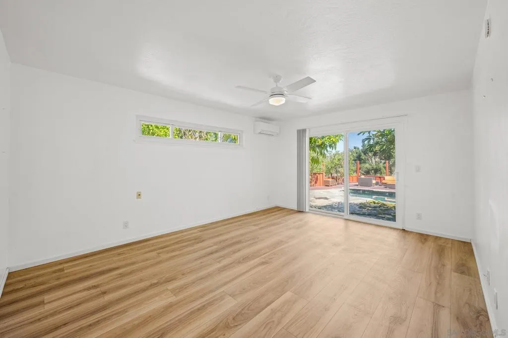 1640 El Paso Real, La Jolla, California 92037 home-pic-18