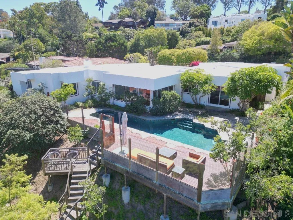 1640 El Paso Real, La Jolla, California 92037 home-pic-1