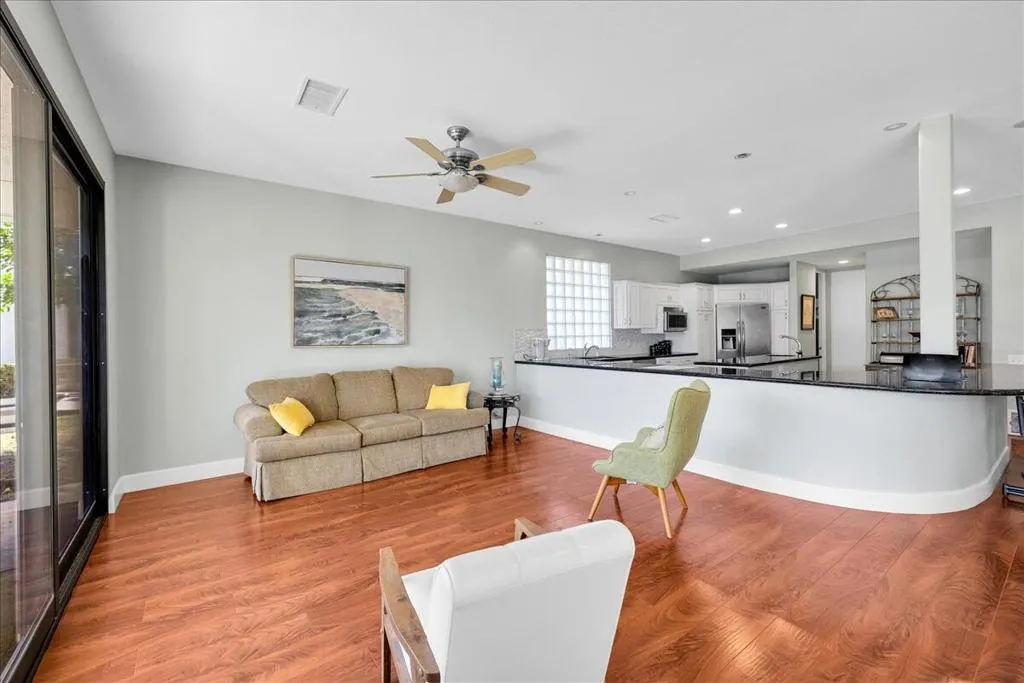 77955 Lago Drive, La Quinta, California 92253 home-pic-12