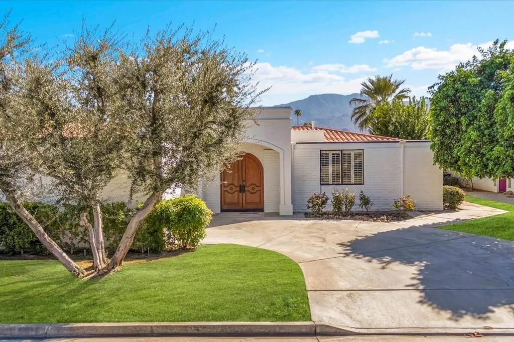 77955 Lago Drive, La Quinta, California 92253 home-pic-2
