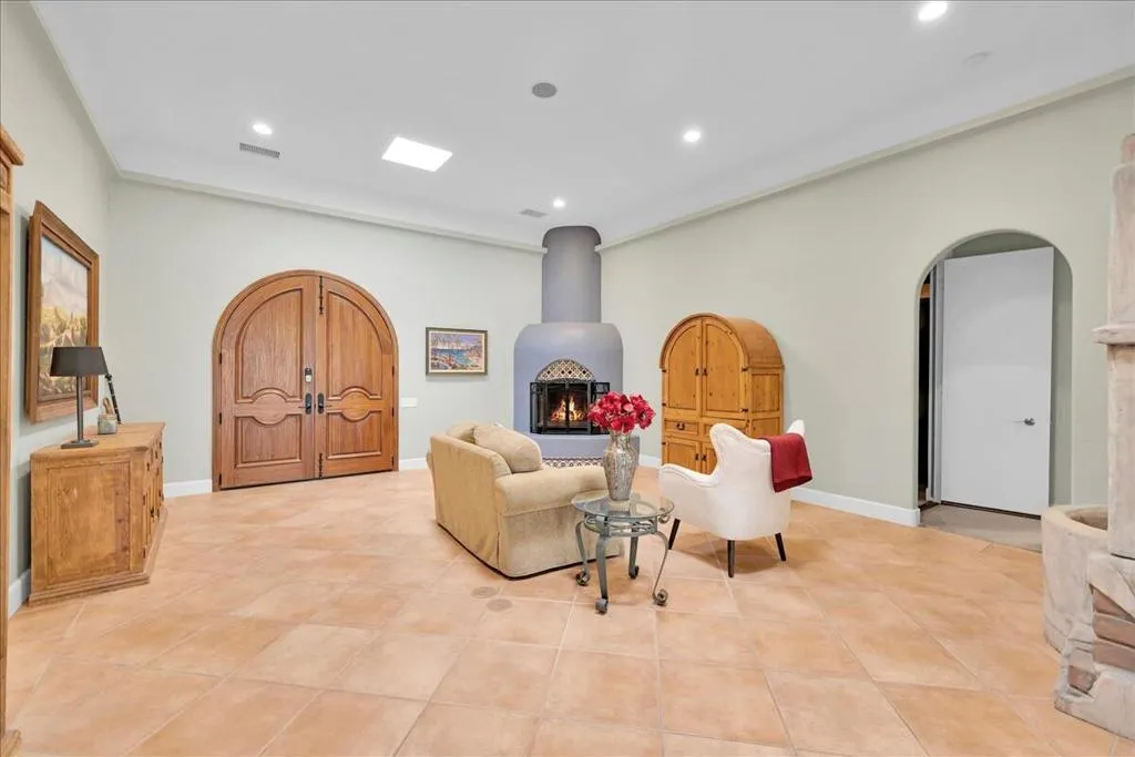 77955 Lago Drive, La Quinta, California 92253 home-pic-5