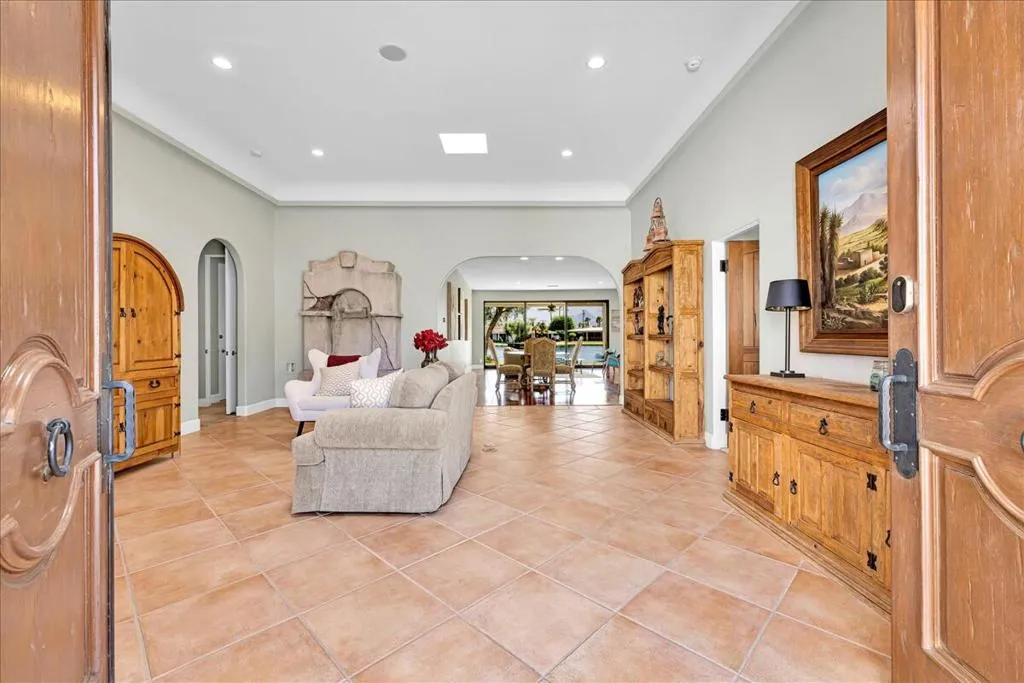 77955 Lago Drive, La Quinta, California 92253 home-pic-4
