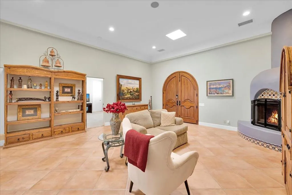 77955 Lago Drive, La Quinta, California 92253 home-pic-6