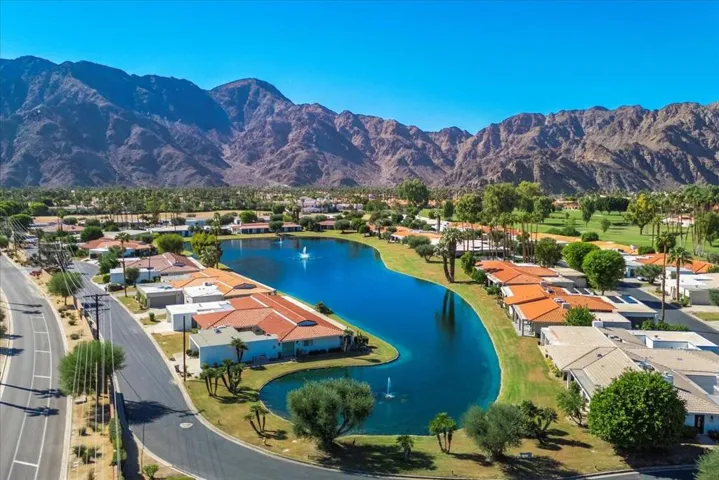 Aerial of Lago La Quinta