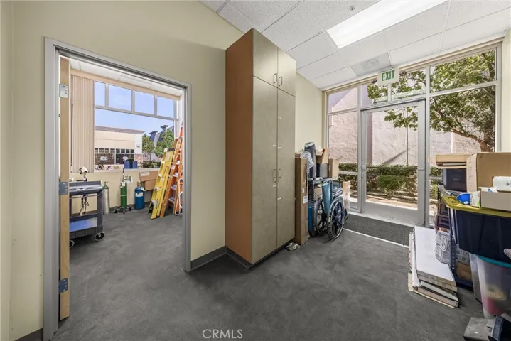 27871 Smyth, Valencia, California 91355