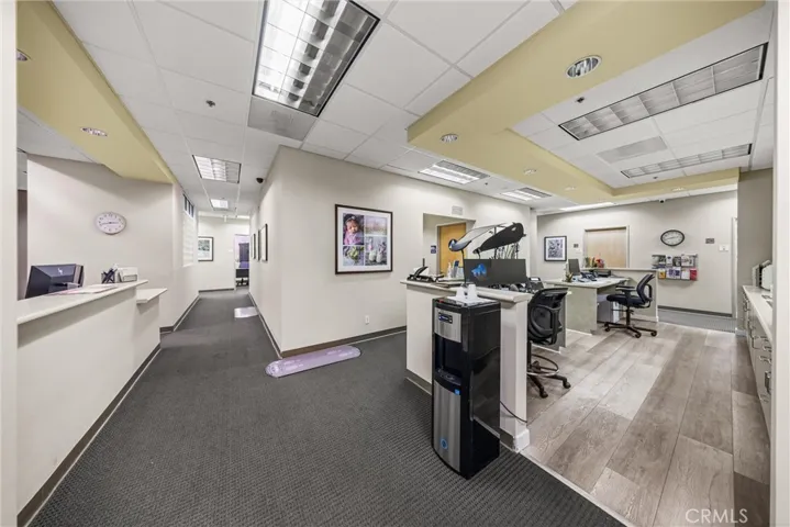 27871 Smyth, Valencia, California 91355