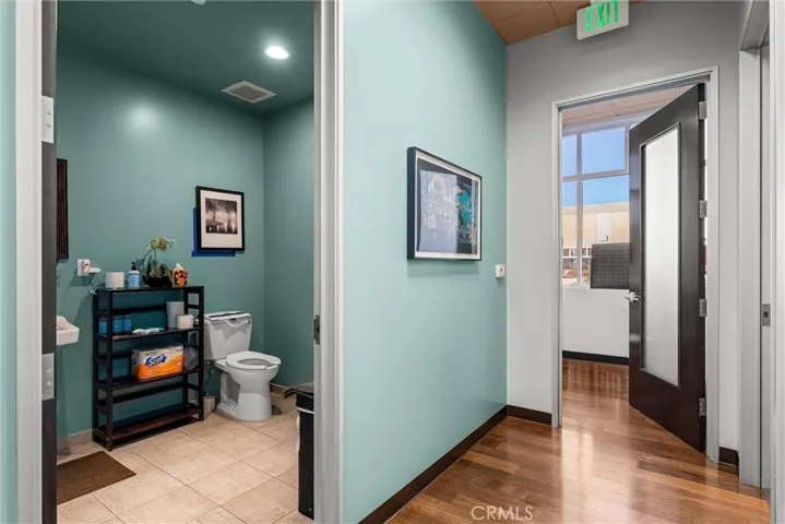 27871 Smyth, Valencia, California 91355