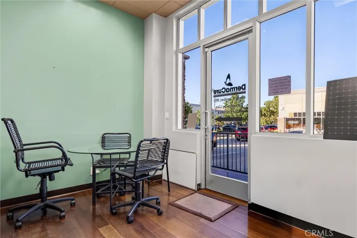 27871 Smyth, Valencia, California 91355