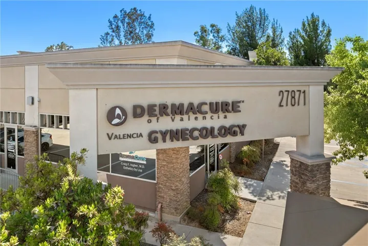 27871 Smyth, Valencia, California 91355