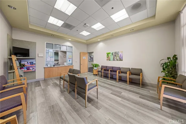 27871 Smyth, Valencia, California 91355