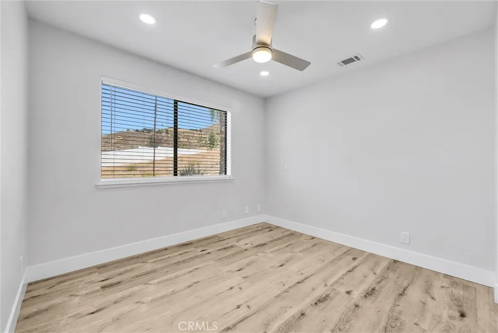 30998 Emperor, Canyon Lake, California 92587 home-pic-18
