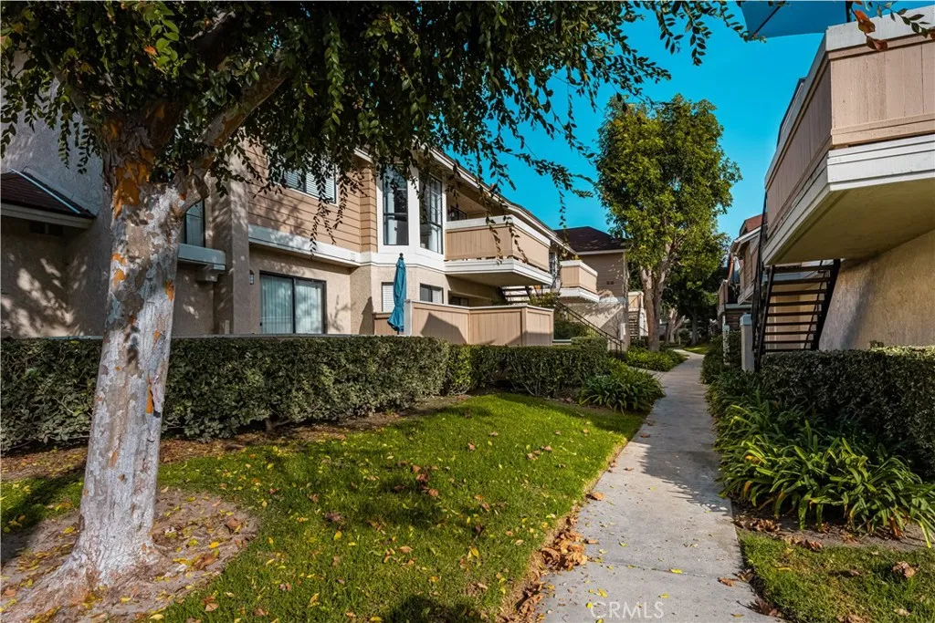 12620 Briarglen Loop B, Stanton, California 90680 home-pic-32