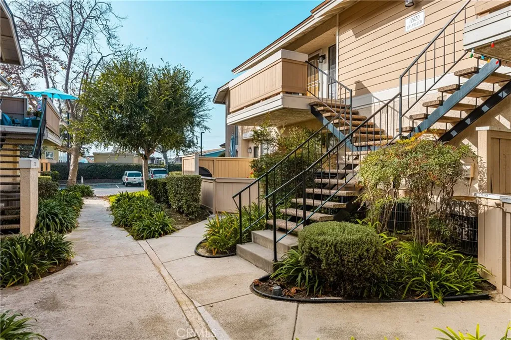 12620 Briarglen Loop B, Stanton, California 90680 home-pic-31