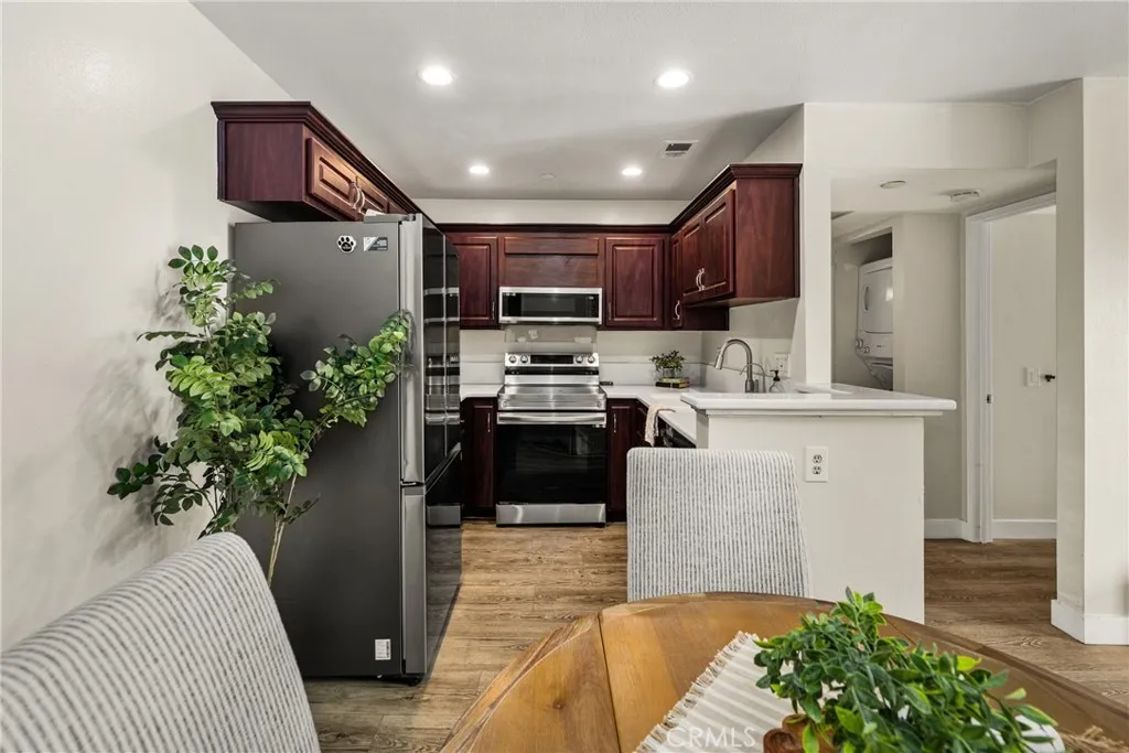 12620 Briarglen Loop B, Stanton, California 90680 home-pic-16