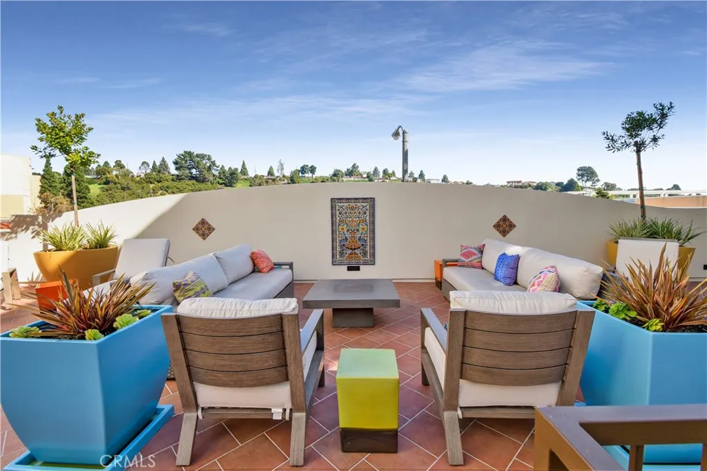 627 Deep Valley, Rolling Hills Estates, California 90274 home-pic-43