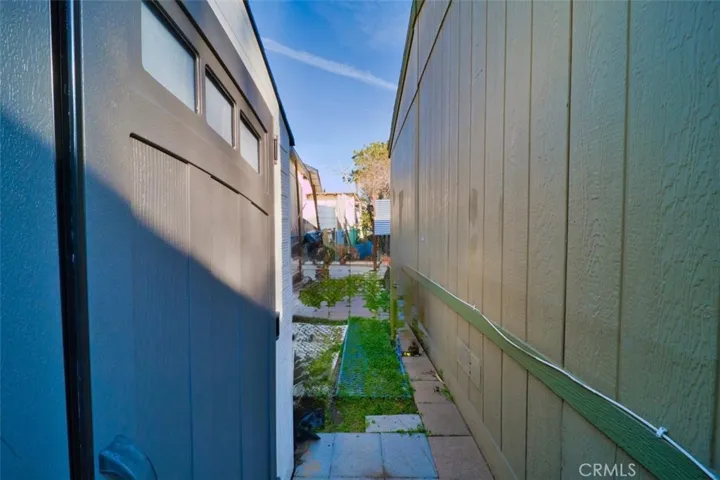 23450 Newhall Spc 34, Newhall, California 91321