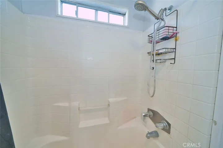 23450 Newhall Spc 34, Newhall, California 91321