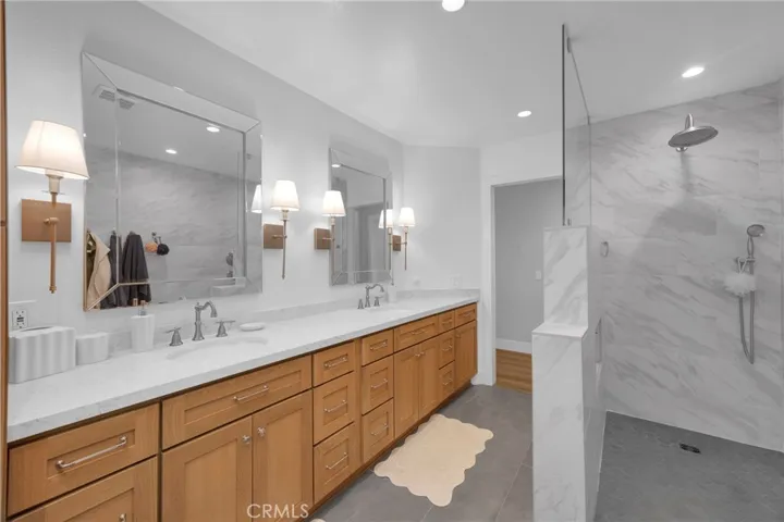 24802 Elena, Laguna Hills, California 92653