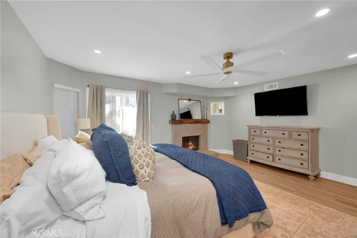 24802 Elena, Laguna Hills, California 92653