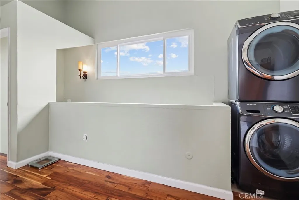 6151 Reseda Boulevard 8, Tarzana, California 91335 home-pic-26