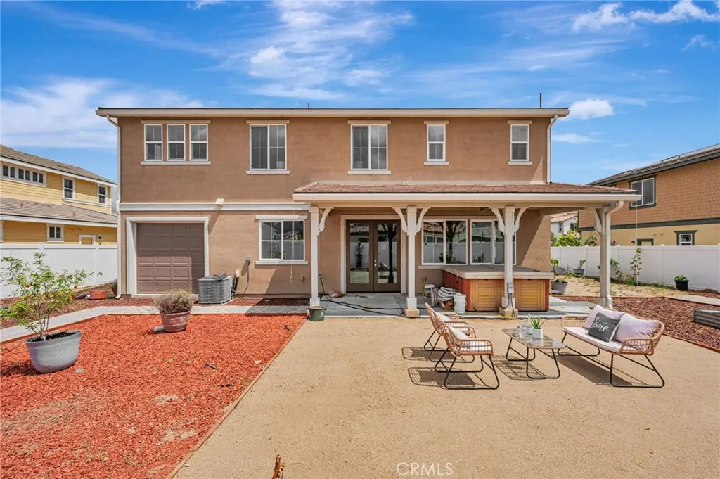154 Azalea Street, Fillmore, California 93015 home-pic-2