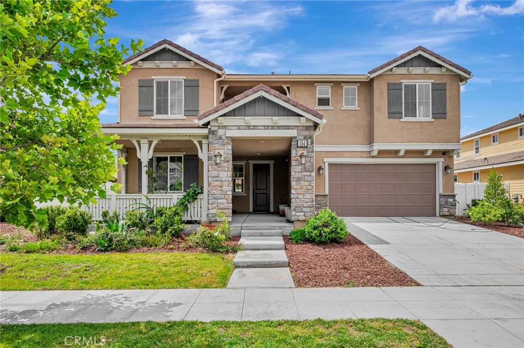 154 Azalea Street, Fillmore, California 93015 home-pic-1