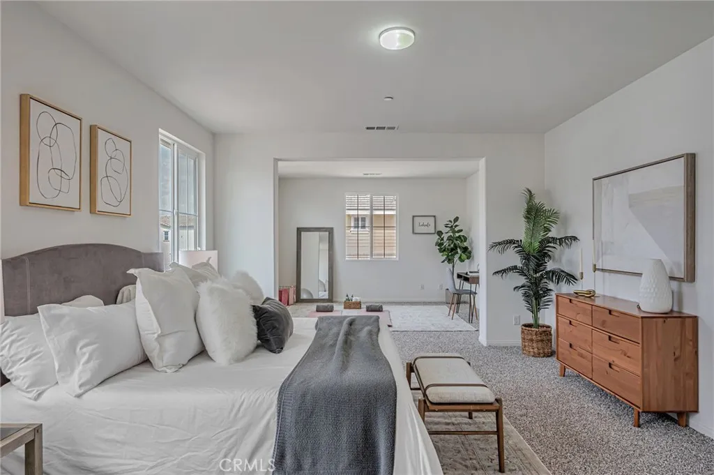 154 Azalea Street, Fillmore, California 93015 home-pic-8