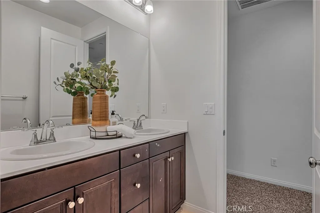 154 Azalea Street, Fillmore, California 93015 home-pic-31