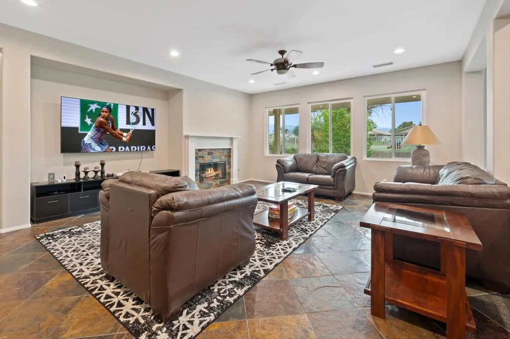 49335 Douglas Street, Indio, California 92201 home-pic-13
