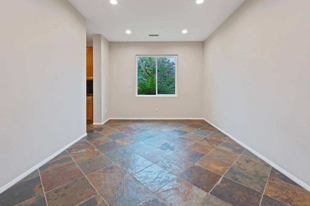 49335 Douglas Street, Indio, California 92201 home-pic-21