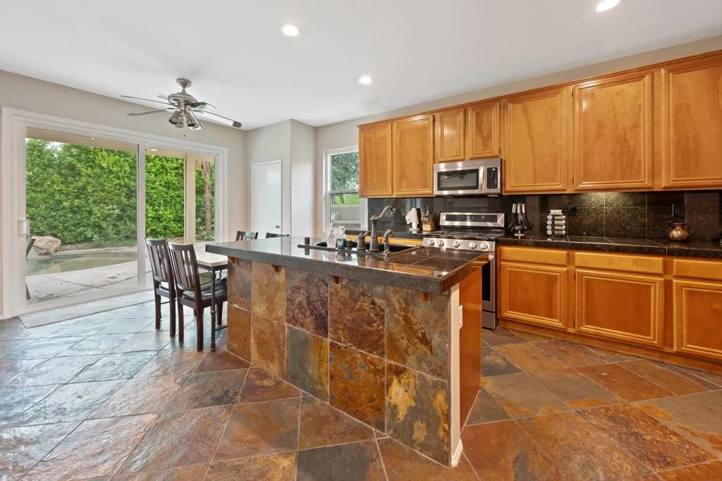 49335 Douglas Street, Indio, California 92201 home-pic-17
