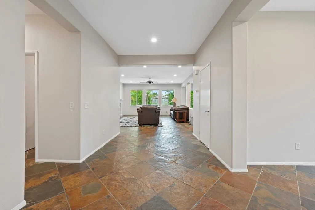 49335 Douglas Street, Indio, California 92201 home-pic-11